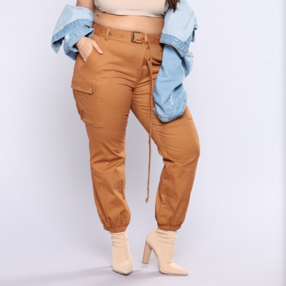Fashion Nova plus size cargo pants